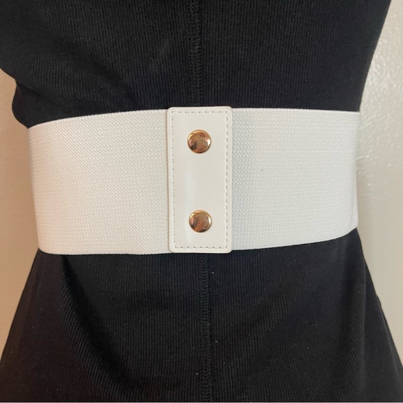 Plus size white PU leather lace up elastic waistband corset belt - Picture 5 of 10